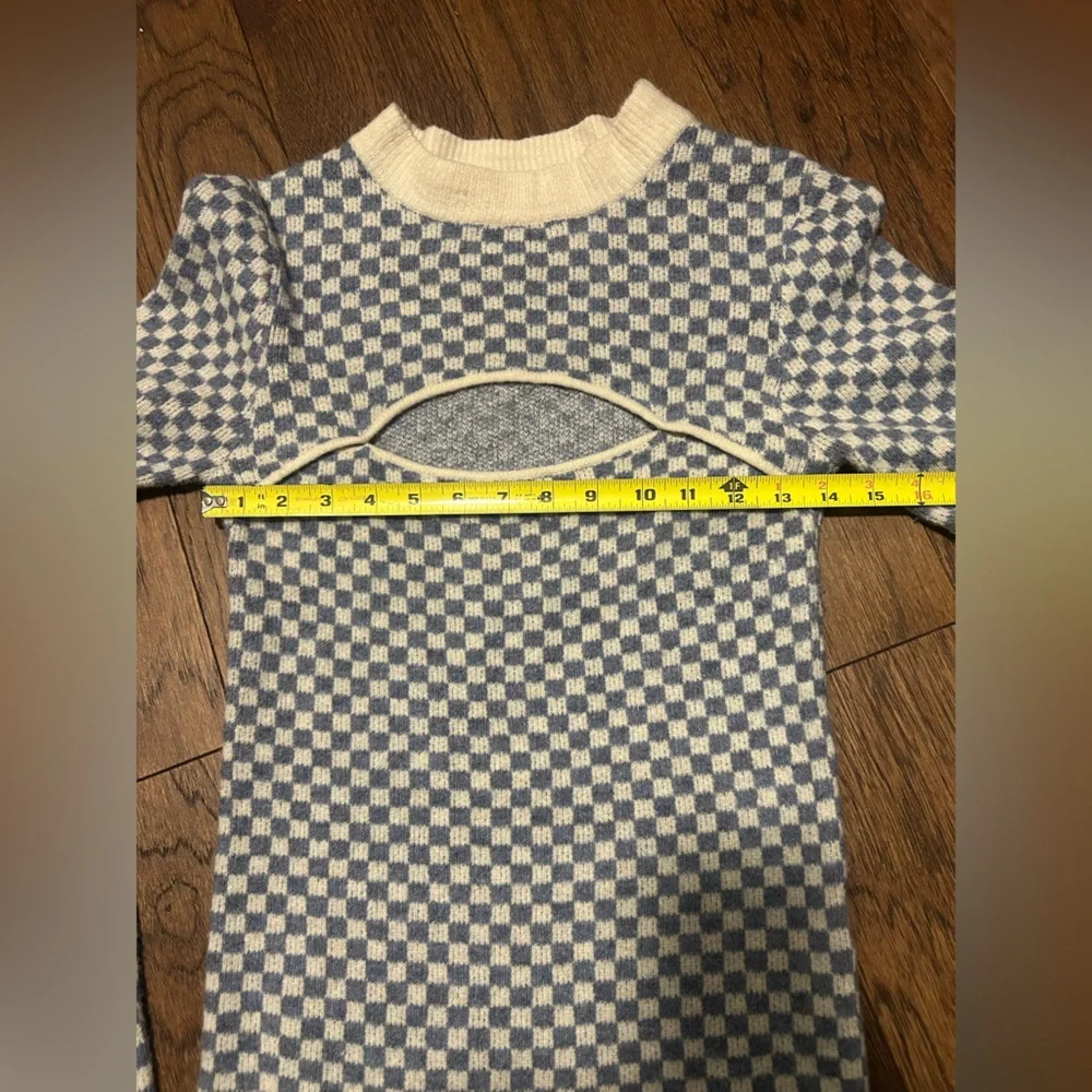 Oak + Fort Checkered Sweater with Front Cut-Out